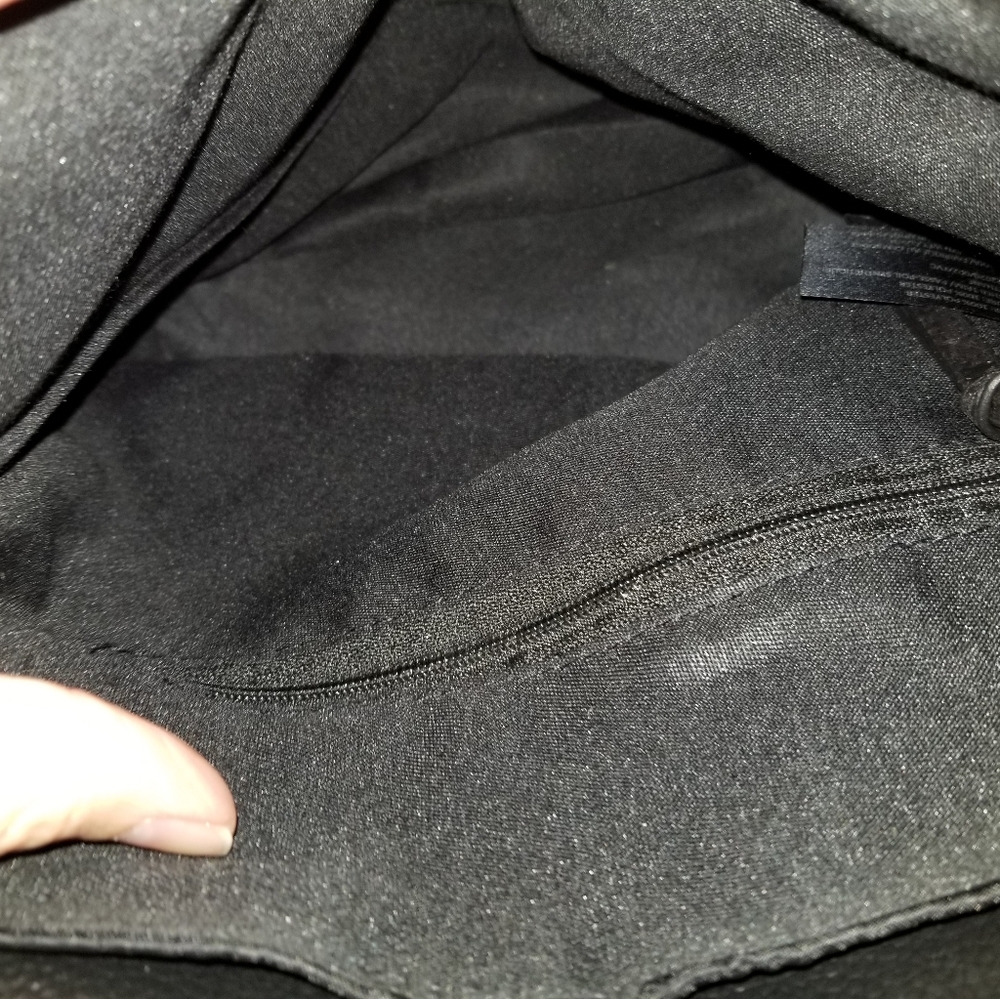 NWOT Botkier New York Black Backpack 🎒 - Picture 6 of 10